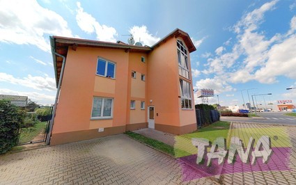 Prodej bytu 1+kk s balkonem, výměra 36 m2, v osobním vlastnictví ul. Unhošťská, Praha - Západ - Fotka 9