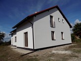 Prodej zděného domu, rozděleného do tří bytových jednotek, v obci Všechlapy, okr. Nymburk