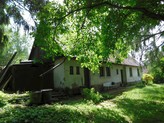 Chalupa se zahradou v obci Třebihošť, část Zvičina