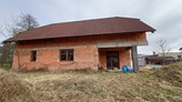 Prodej rodinného domu v rozpracované fázi hrubé stavby v obci Sokoleč, okr. Nymburk 