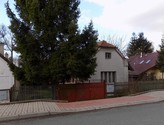 Prodej rodinného domu vhodného k rekonstrukci v obci Všechlapy, okr. Nymburk.